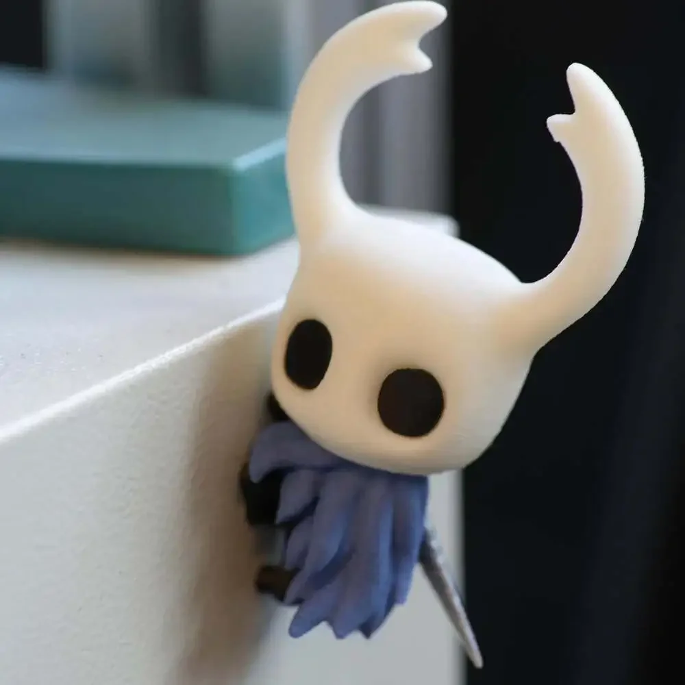 3D Printed Fridge Magnet: PLA Detachable Assembly Figure | Silk Hollow Song Knig